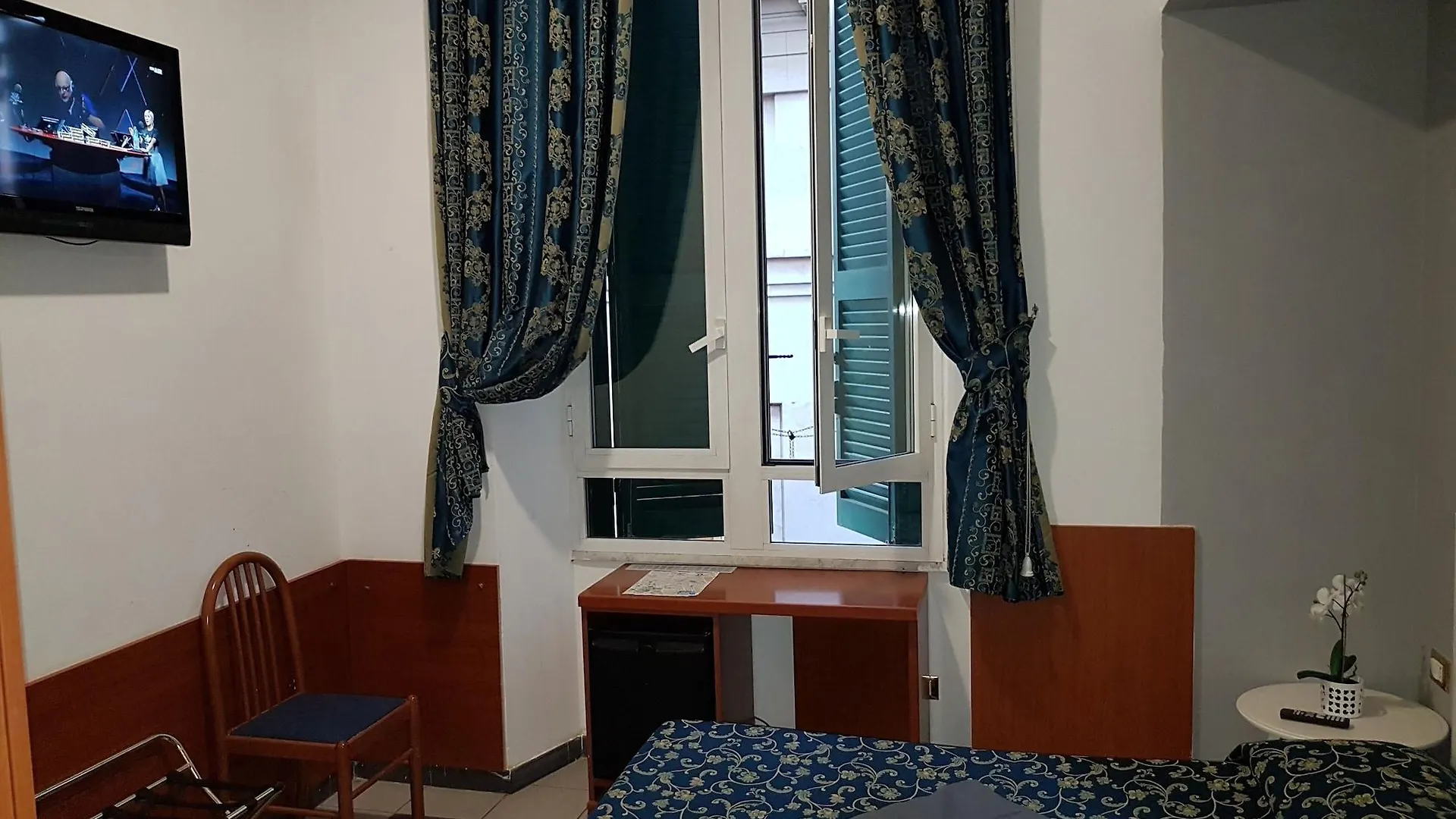 Evergreen Rome 5*,  Italy