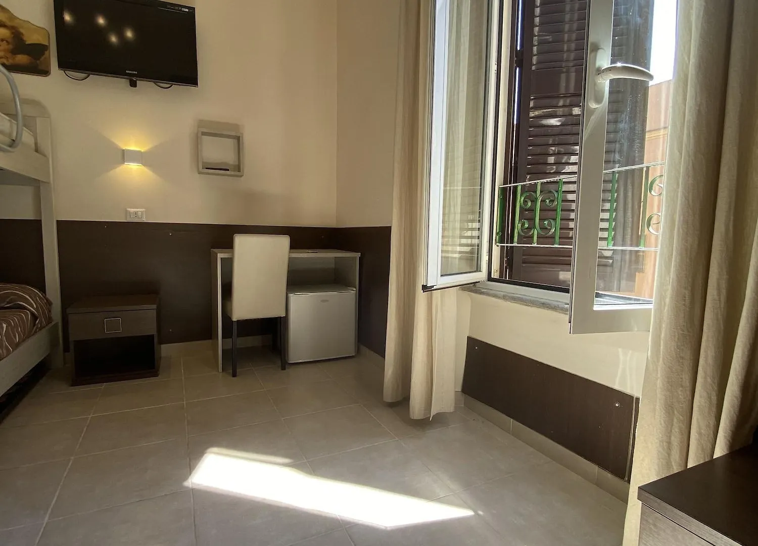 Evergreen Rome Guest house
